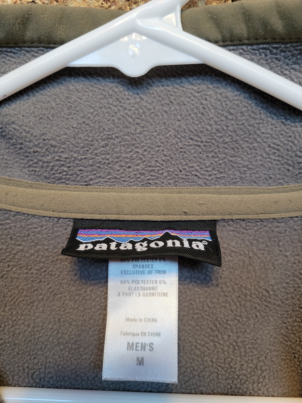 Patagonia Softshell Jacket Mens Medium Olive Green Full Zip Lightweight Outdoor - Picture 2 of 12